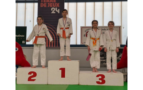 Médaille d'or 🥇pour Léonie DA CRUZ