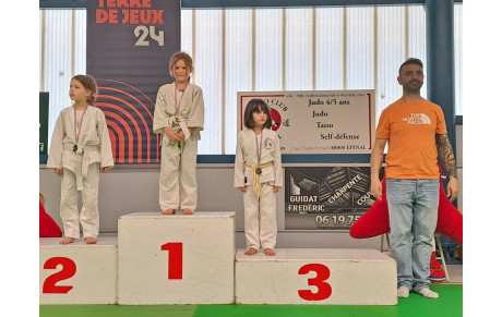 Médaille d'or 🥇 pour Lily HATTON KEMPF