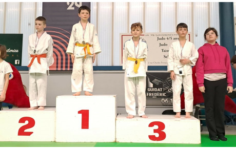 Médaille de bronze 🥉 pour Abel COLIN